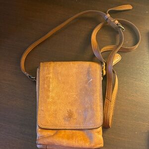 OAK & TAN  CROSSBODY SHOULDER BAG PURSE LEATHER